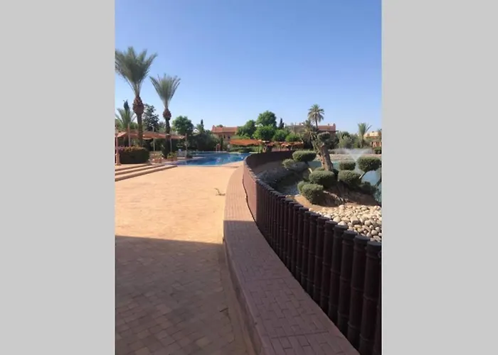 Bel appartement au Rez-de-jardin dans la palmeraie